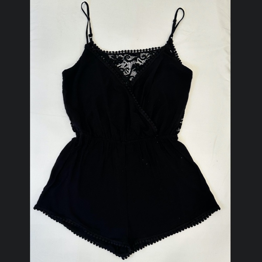 Ambiance black Romper with lace details